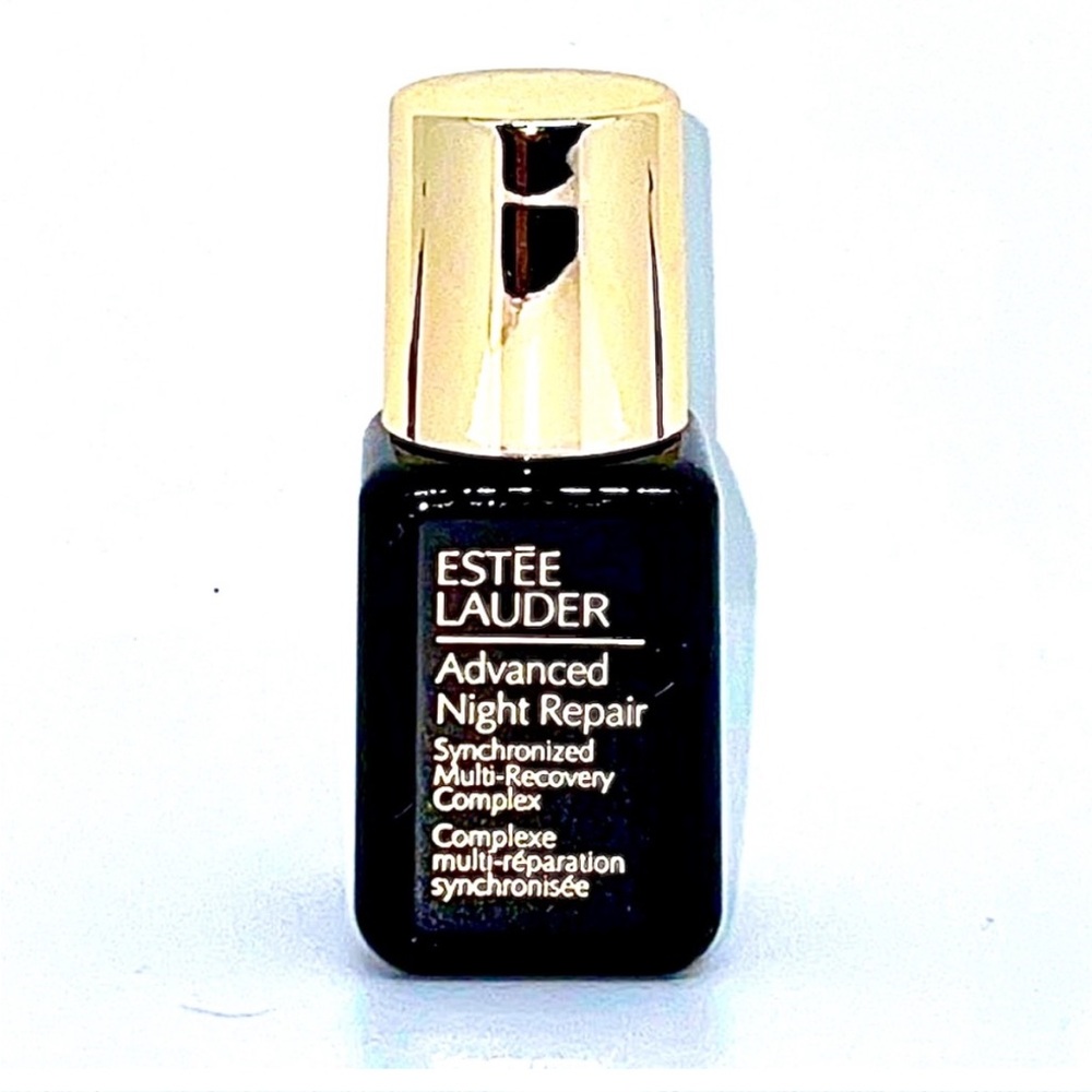 Estée Lauder Advanced Night Repair
Synchronized Multi-Recovery Complex - Picture 1 of 2